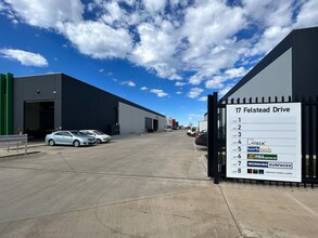 17 Felstead Dr, Truganina for lease Building Photo- Image 1 of 12