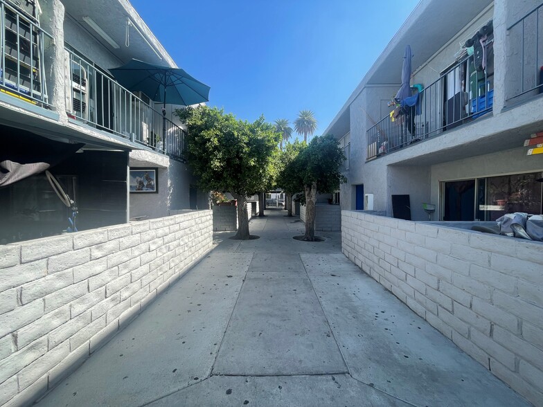 8633 Columbus Ave, North Hills, CA for sale - Building Photo - Image 2 of 7