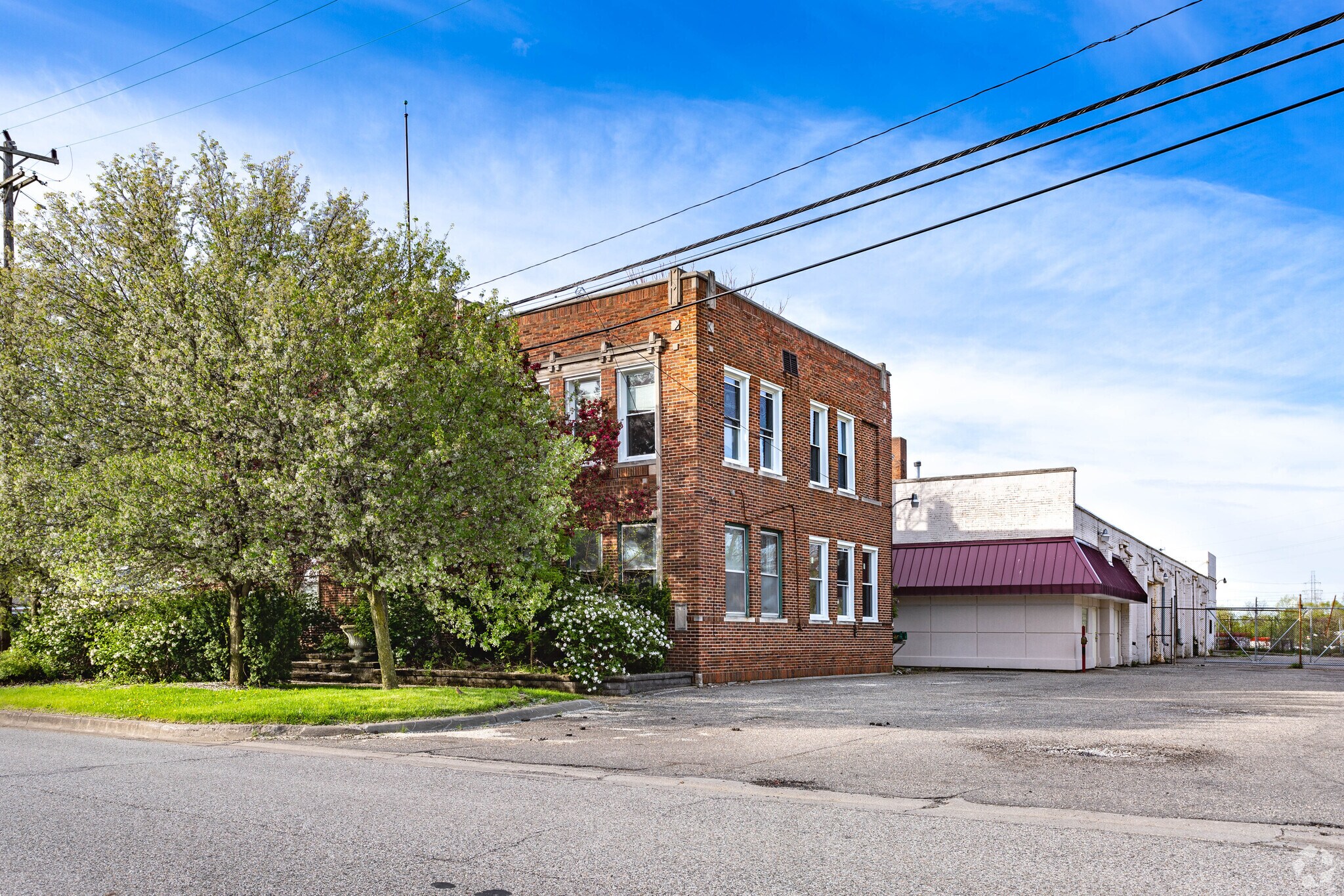 554 S Telegraph Rd, Pontiac, MI à vendre Photo principale- Image 1 de 2