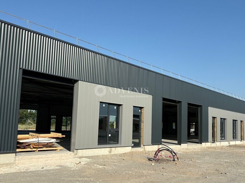 Flex in Geispolsheim for lease - Building Photo - Image 1 of 10