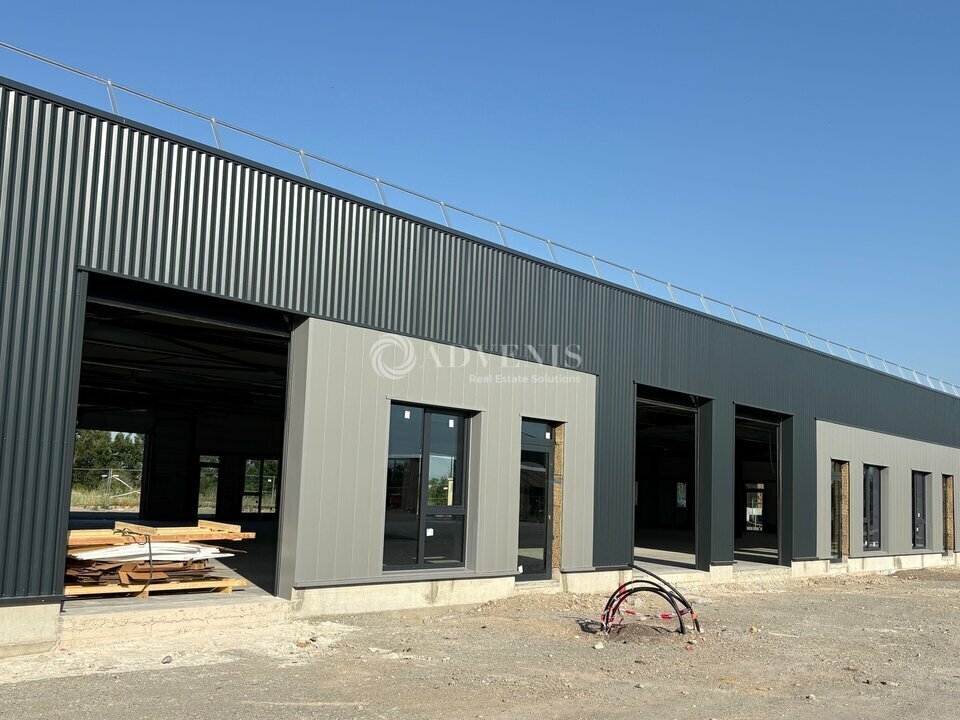 Flex in Geispolsheim for lease Building Photo- Image 1 of 11