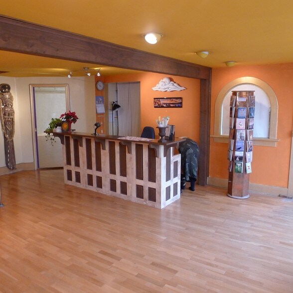 1205 E Pike St, Seattle, WA for lease - Interior Photo - Image 3 of 24