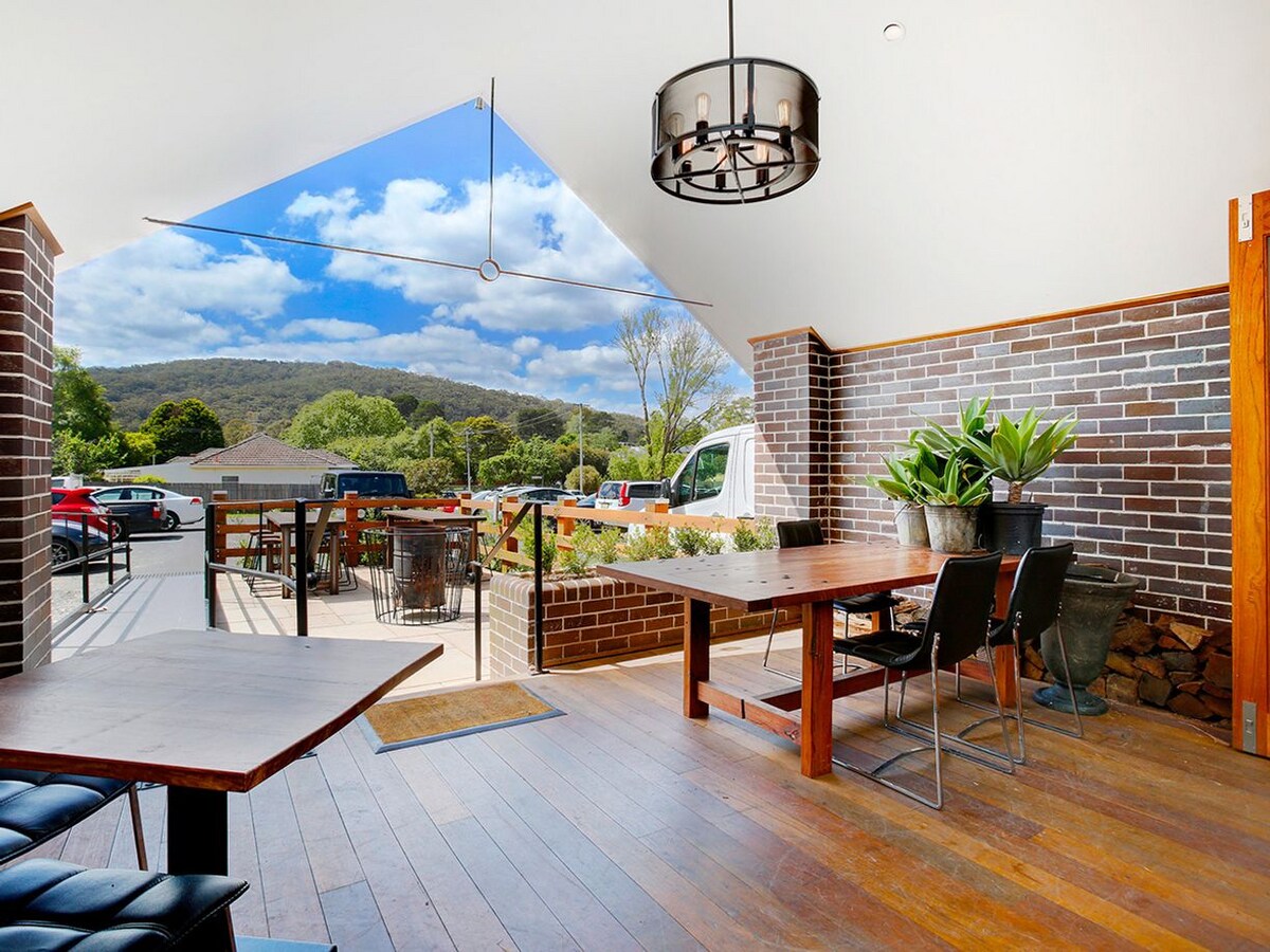 79 Main St, Mittagong, NSW 2575 -  -  - Interior Photo - Image 2 of 5