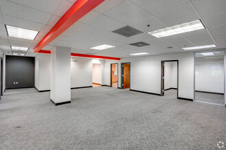 200 SE 1st St, Miami, FL for lease Interior Photo- Image 1 of 3