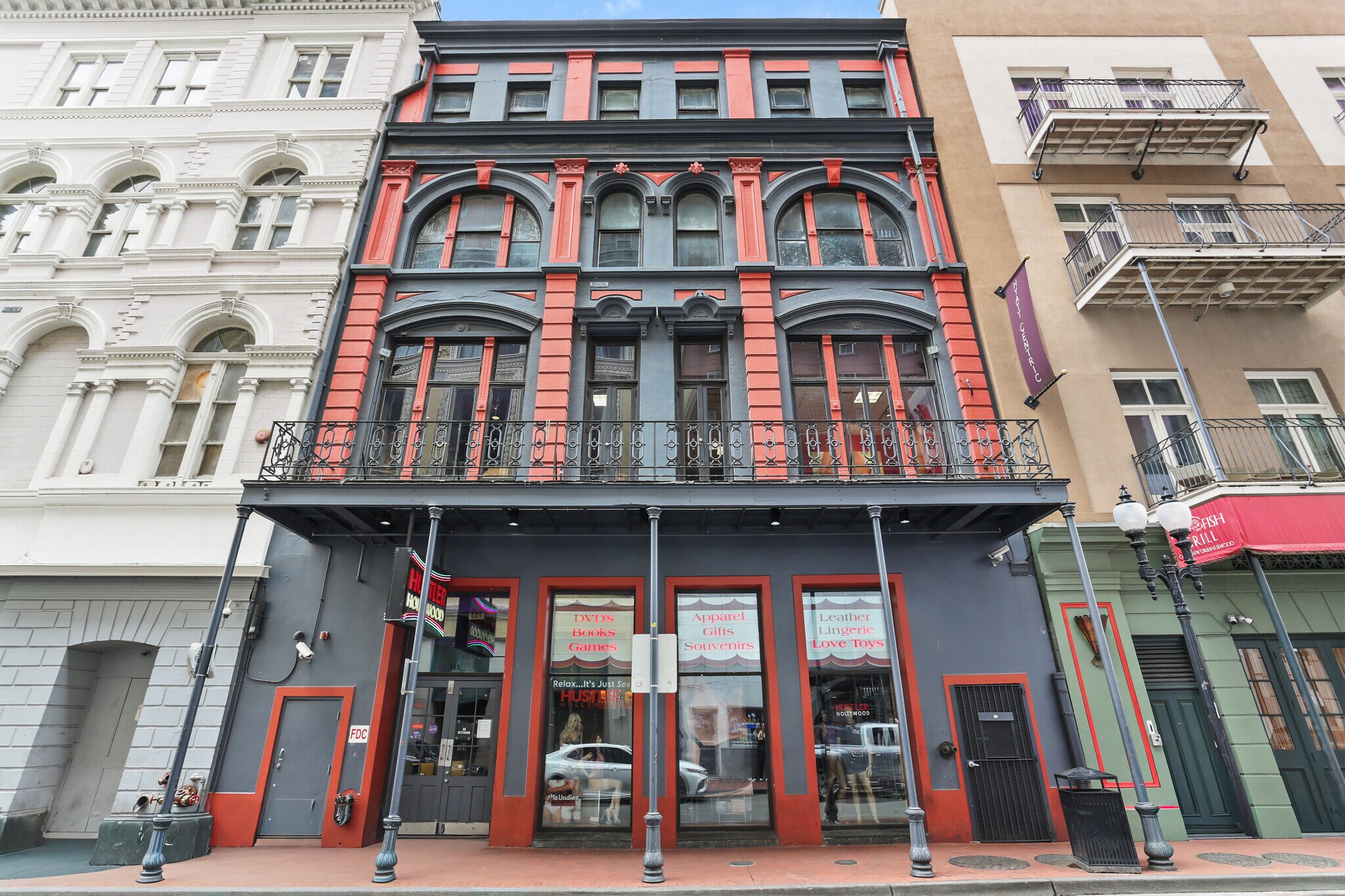 111 Bourbon St, New Orleans, LA for sale Primary Photo- Image 1 of 36