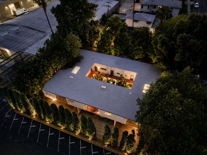 4208 Russell Ave, Los Angeles, CA for sale - Building Photo - Image 1 of 40