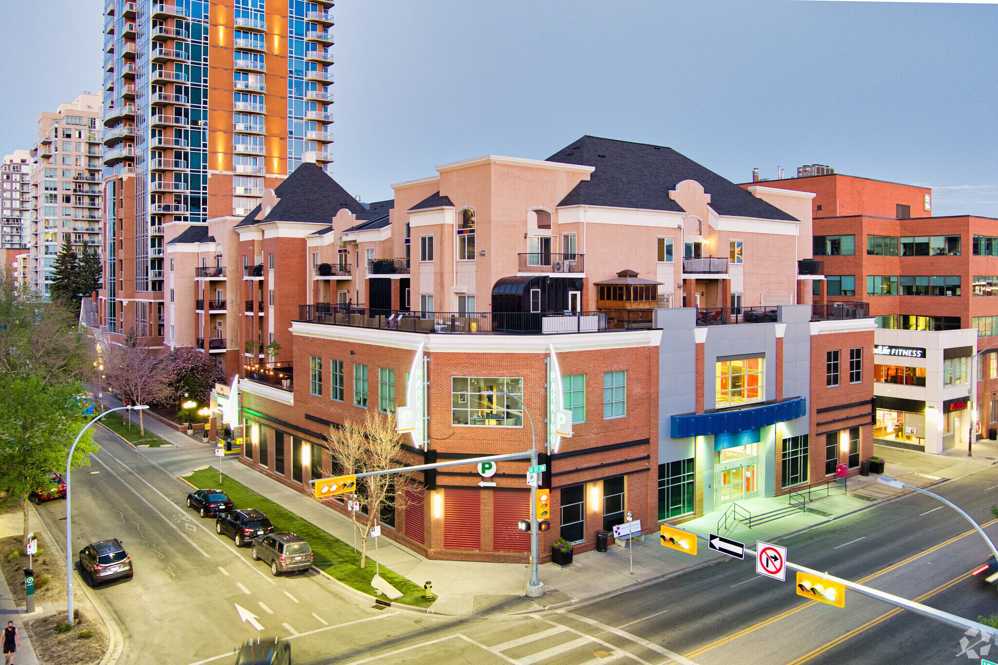 1508 8th St SW, Calgary, AB for sale Primary Photo- Image 1 of 1