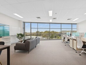 14-16 Lexington Dr, Bella Vista for lease Interior Photo- Image 1 of 8