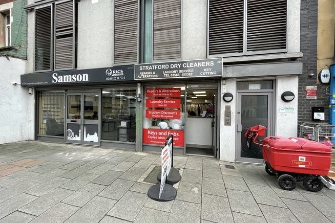 269-271 High St, London for lease Primary Photo- Image 1 of 5