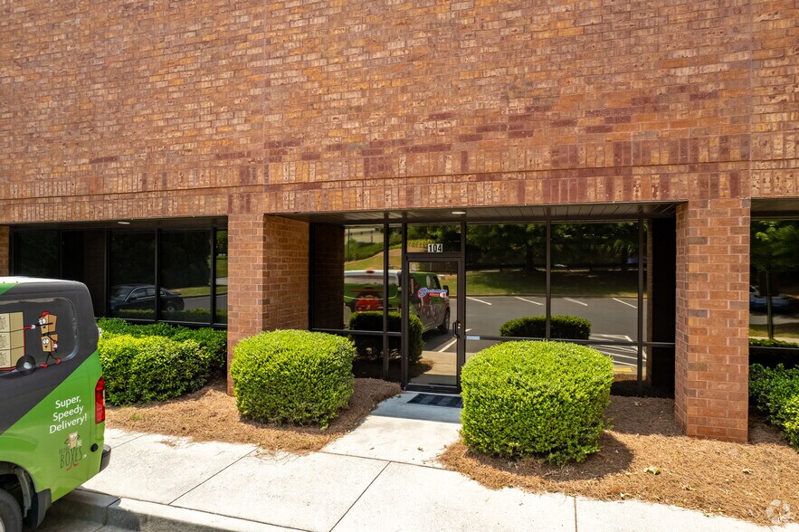 3000 Shawnee Industrial Way, Suwanee, GA à louer - Photo du bâtiment - Image 2 de 4