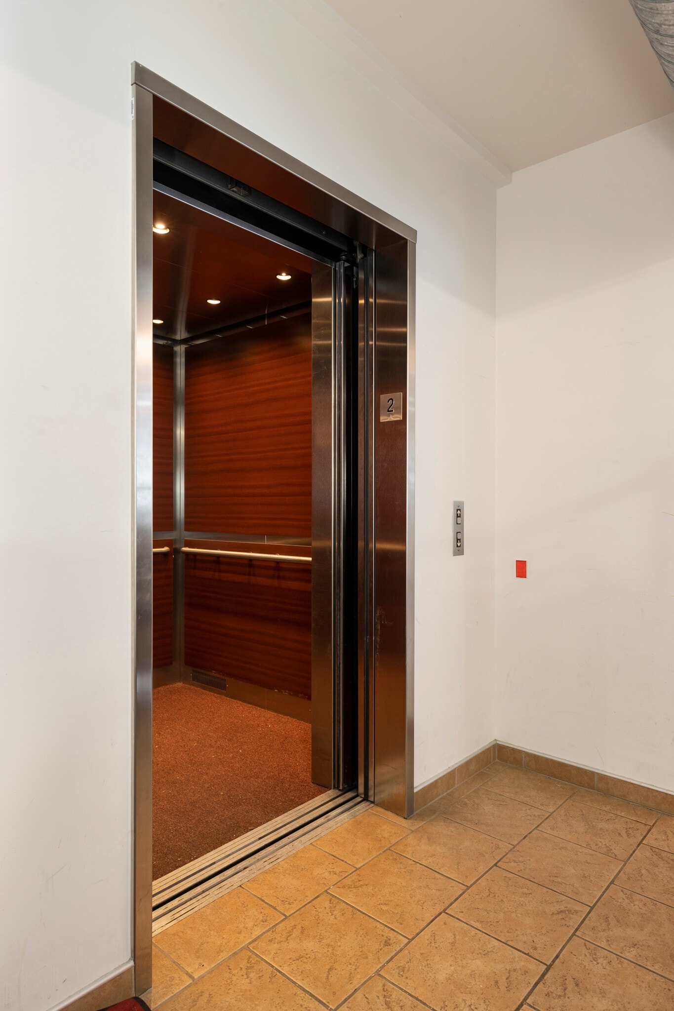 1430-1438 Elliott Ave W, Seattle, WA à louer Photo du bâtiment- Image 1 de 2