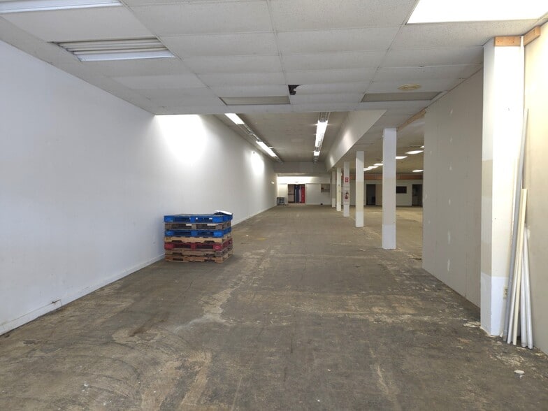43 E Bridge St, Spring City, PA à louer - Photo du bâtiment - Image 3 de 33