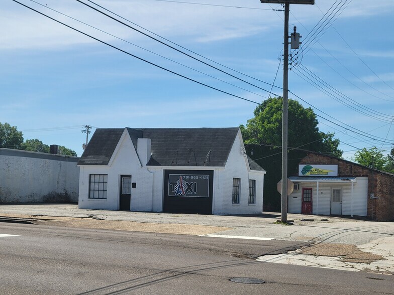 309 W Wood St, Paris, TN for lease - Primary Photo - Image 1 of 1