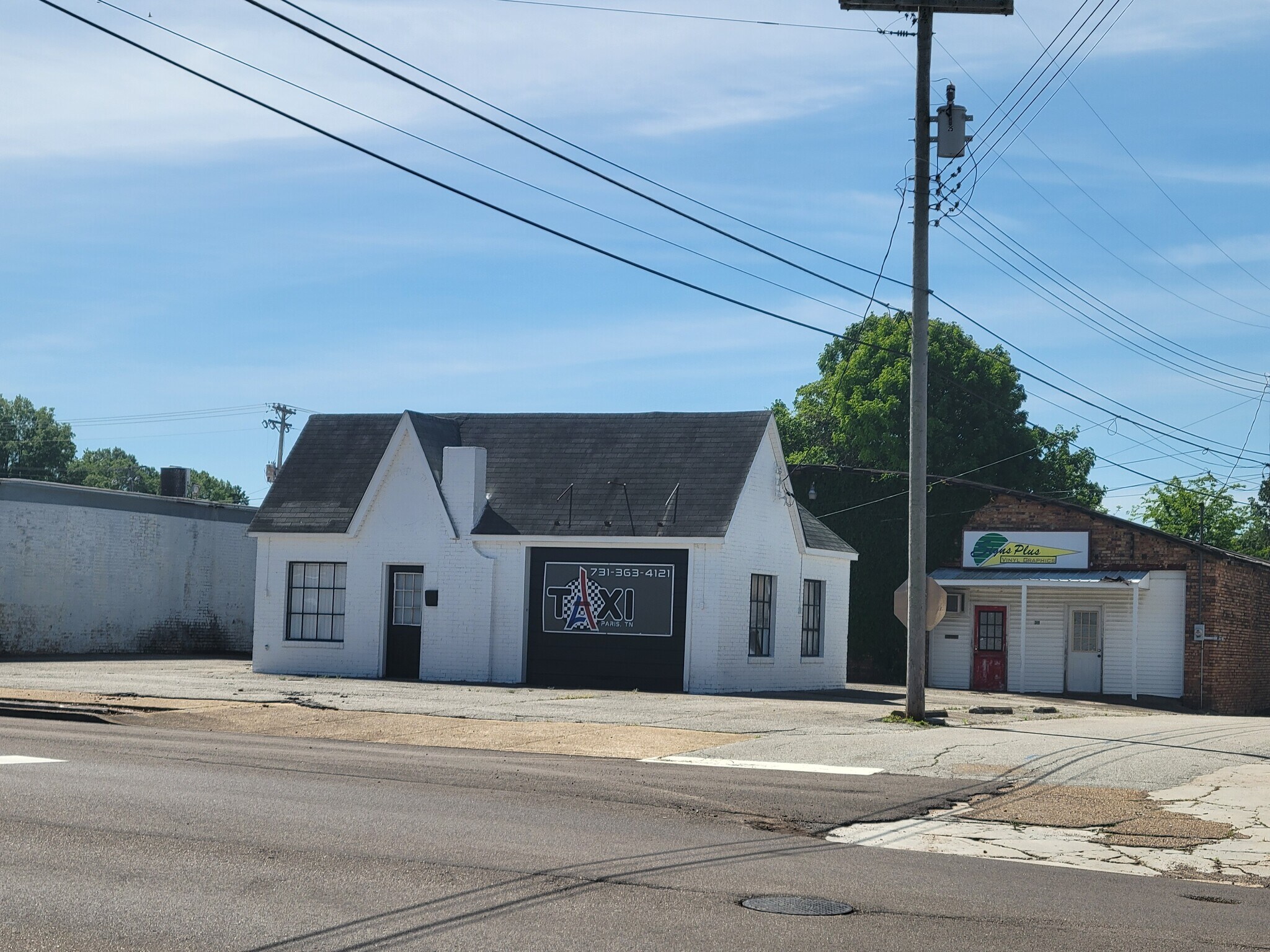 309 W Wood St, Paris, TN for lease Primary Photo- Image 1 of 2