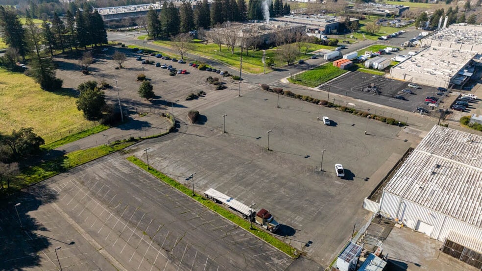 Northpoint Pky, Santa Rosa, CA for lease - Building Photo - Image 2 of 10