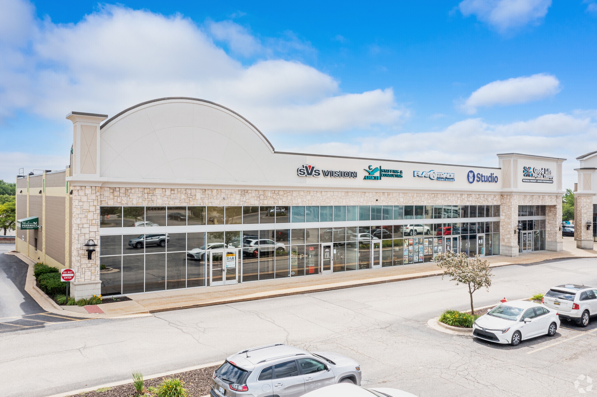 2500 E Beltline, Grand Rapids, MI for lease Building Photo- Image 1 of 9