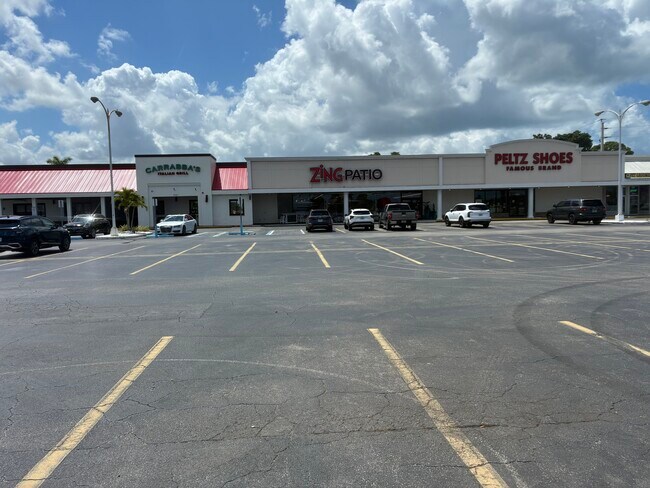 Plus de détails pour 1902-1960 Stickney Point Rd, Sarasota, FL - Commerce de détail à louer