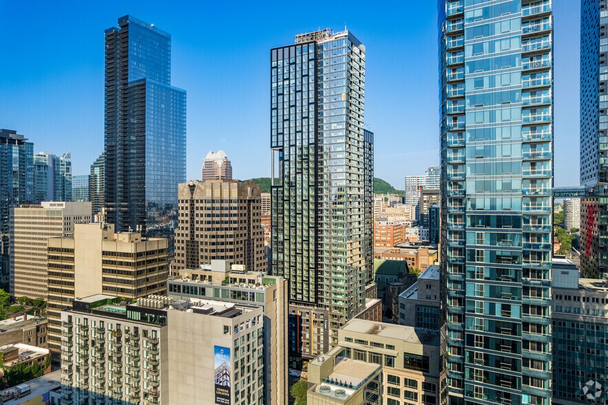435 Boul René-Lévesque O, Montréal, QC à louer - Photo principale - Image 1 de 25