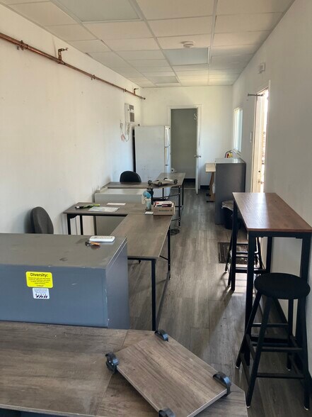 300 Pakana St, Wailuku, HI à louer - Photo du bâtiment - Image 3 de 3