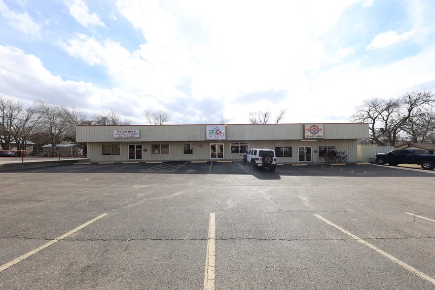 1719 W Avenue M, Temple, TX for lease - Primary Photo - Image 1 of 1