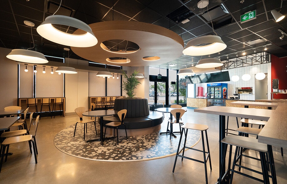 2525 Pembina Highway, Winnipeg, MB for lease - Building Photo - Image 3 of 8