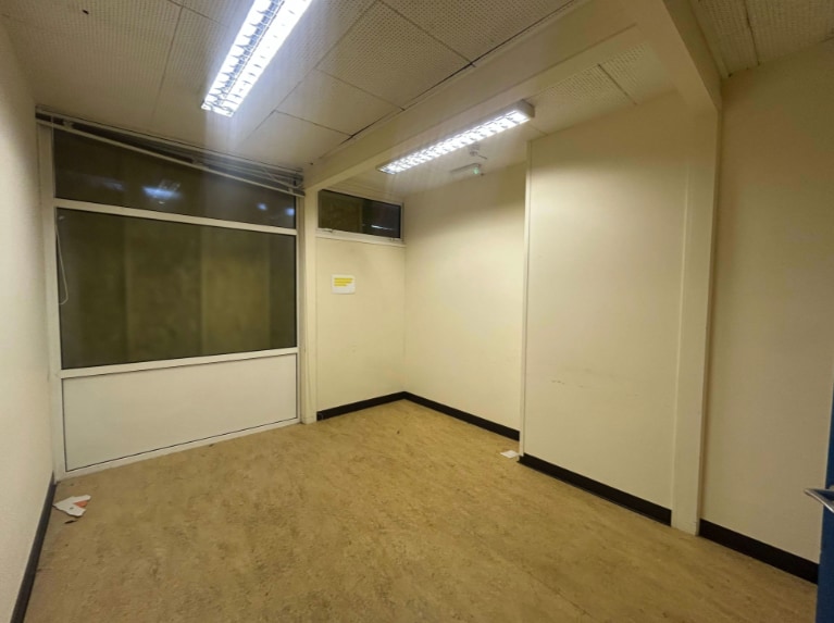 331 Cregagh Rd, Belfast for sale - Interior Photo - Image 3 of 6