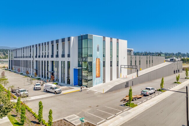 Plus de détails pour 11 King Edward St, Coquitlam, BC - Industriel à louer