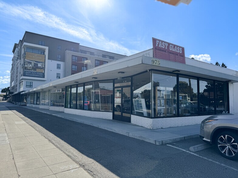 957-969 S Bascom Ave, San Jose, CA à louer - Photo du bâtiment - Image 2 de 7