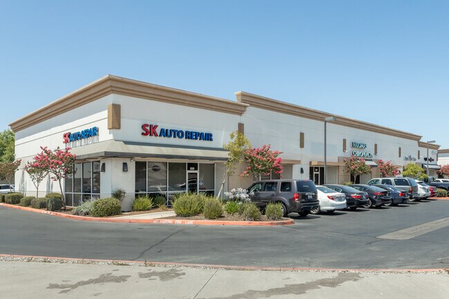 More details for 4381 Gateway Park Blvd, Sacramento, CA - Retail for Lease