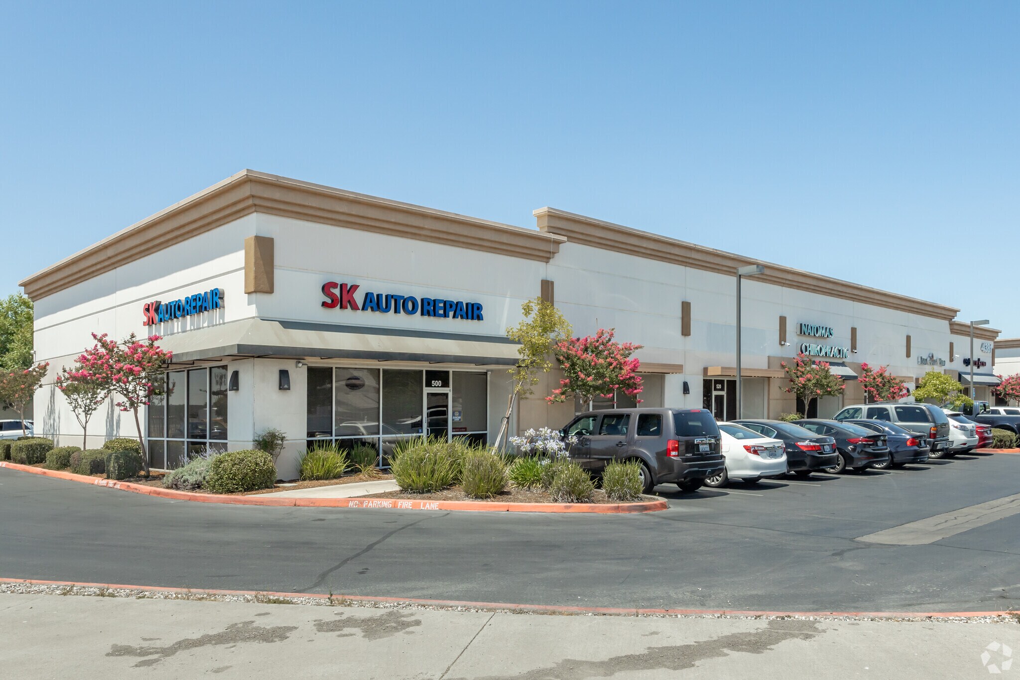 4381 Gateway Park Blvd, Sacramento, CA for lease Primary Photo- Image 1 of 7