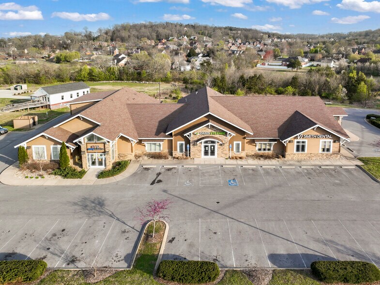 1335-1347 Rock Springs Rd, Smyrna, TN à vendre - Photo du bâtiment - Image 2 de 5