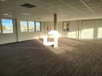 Plus de détails pour Bureau, Industriel à louer