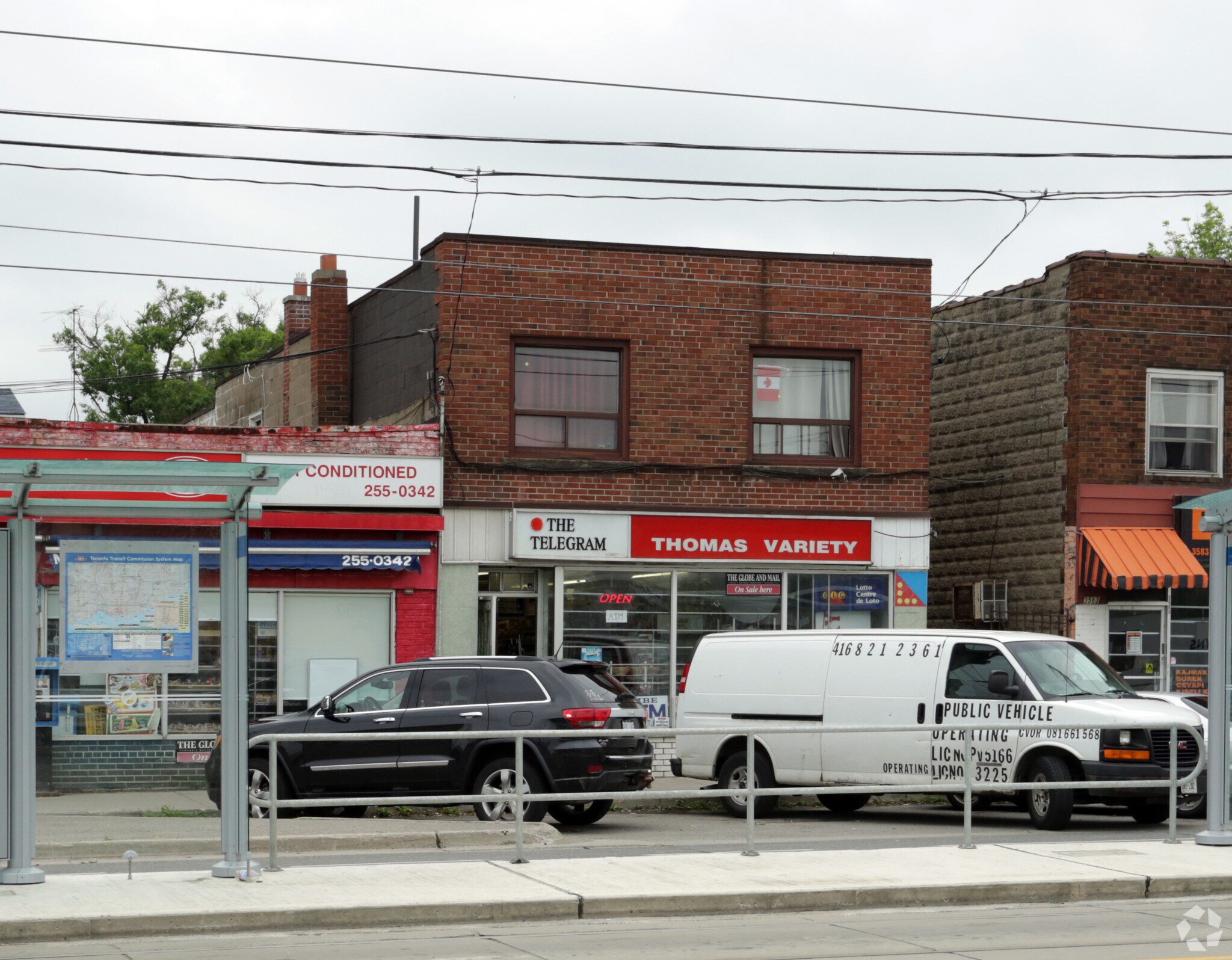 3581 Lake Shore Blvd W, Toronto, ON à vendre Photo principale- Image 1 de 1