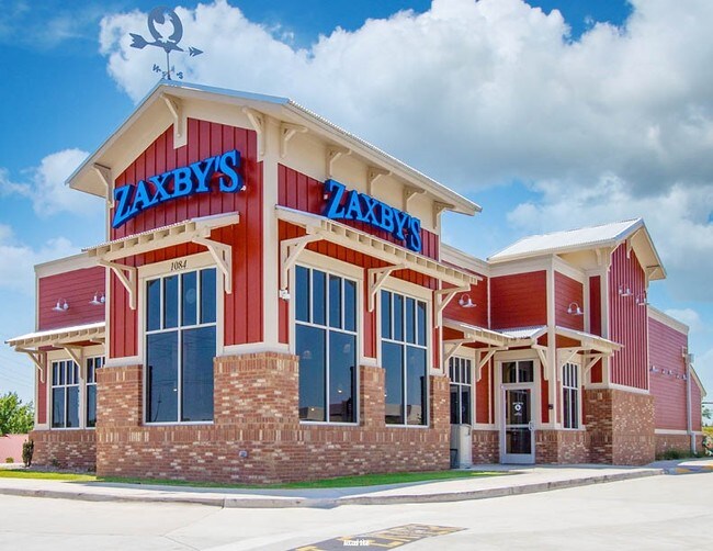 Plus de détails pour 1084 E State Highway 152, Mustang, OK - Commerce de détail à louer