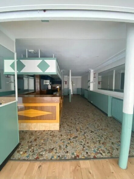 Bureau dans Paris à vendre - Photo du bâtiment - Image 3 de 7