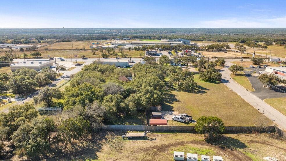 104 Jonathan Dr, Liberty Hill, TX for sale - Building Photo - Image 3 of 11