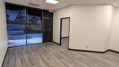 637 S 48th St, Tempe, AZ for lease Interior Photo- Image 2 of 6