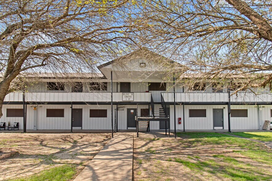 2345 Nall St, Port Neches, TX à vendre - Photo du bâtiment - Image 2 de 34