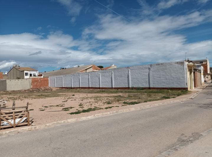 Ausias March, Real de Montroi, Serreta, 21, Real, Valencia for lease Primary Photo- Image 1 of 2