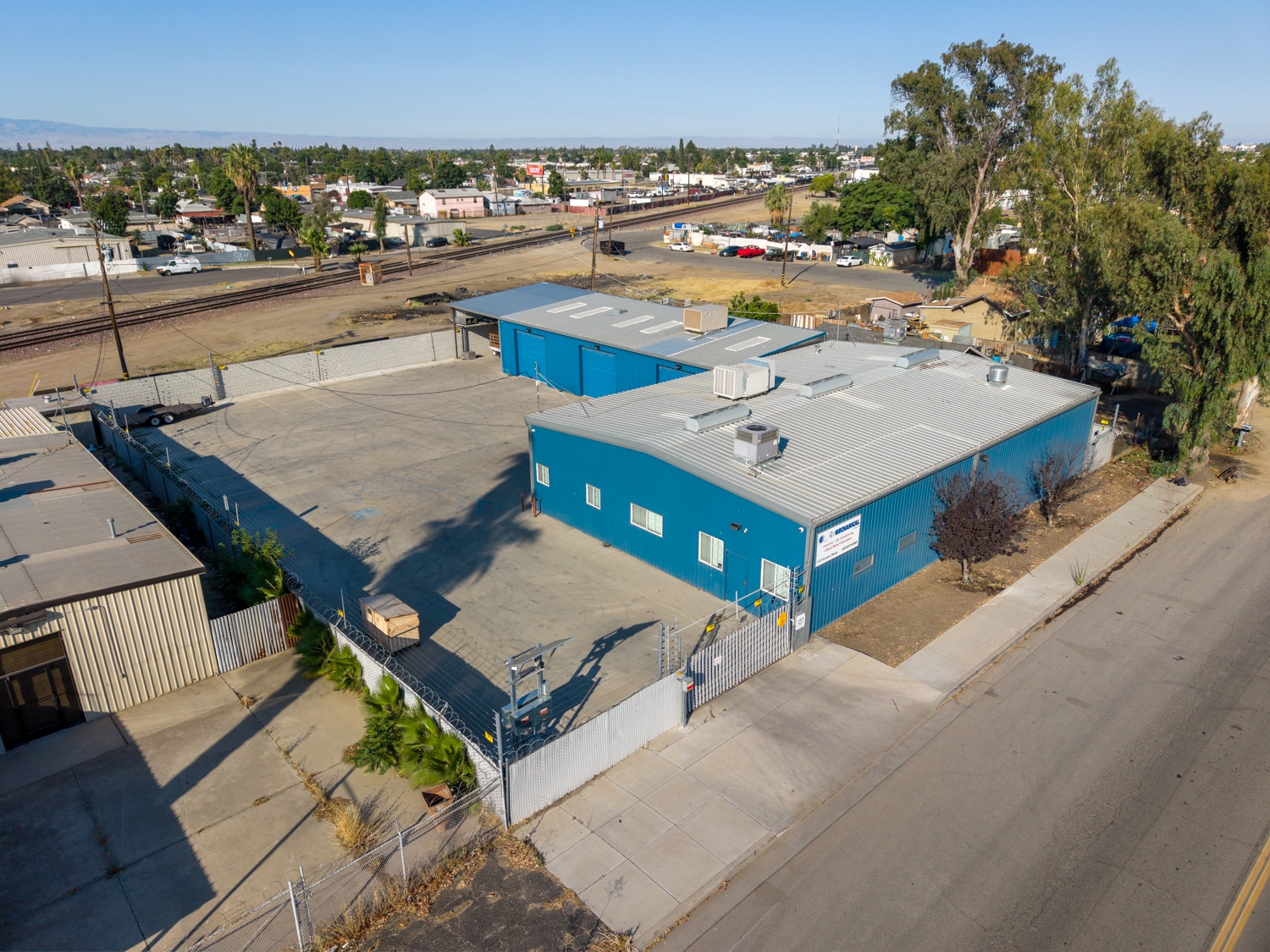 1121 Sumner St, Bakersfield, CA for sale Building Photo- Image 1 of 8
