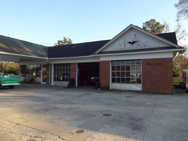 301 W Main St, Murfreesboro, NC for sale - Primary Photo - Image 1 of 1