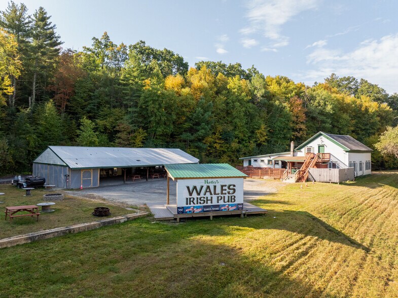 16 Holland Rd, Wales, MA à vendre - Photo du bâtiment - Image 3 de 25