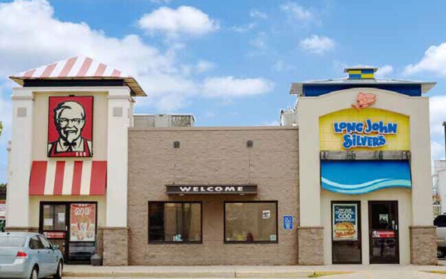 Plus de détails pour 1513 Highway 169 N, Algona, IA - Commerce de détail à louer