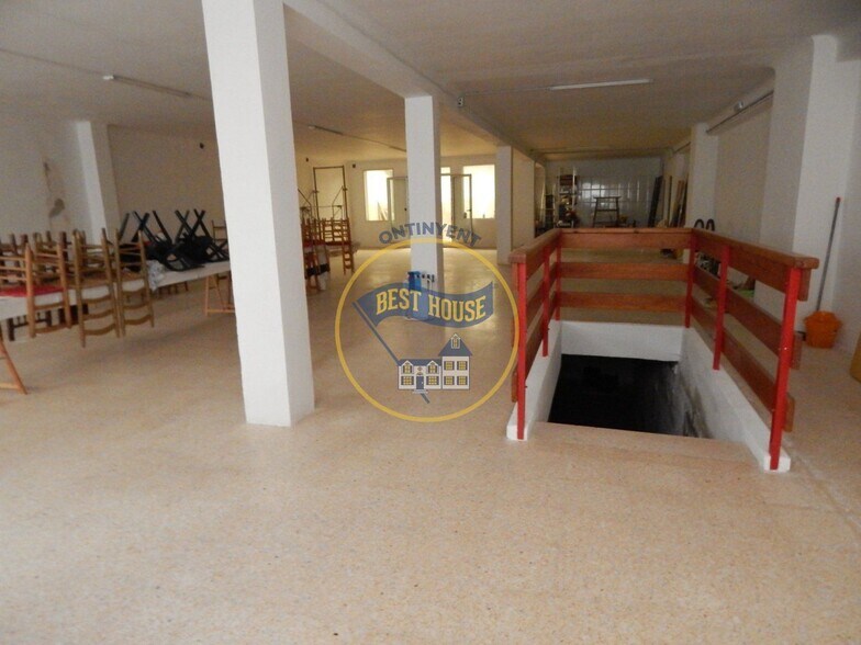 Retail in València, Valencia for sale - Building Photo - Image 2 of 13