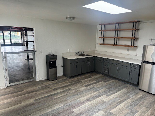 2309-2315 N Sepulveda Blvd, Manhattan Beach, CA à louer - Photo du bâtiment - Image 3 de 6