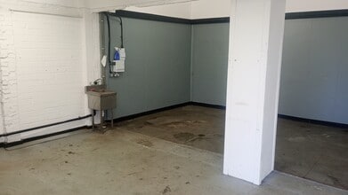 Prescot Rd, Liverpool for lease Interior Photo- Image 1 of 4