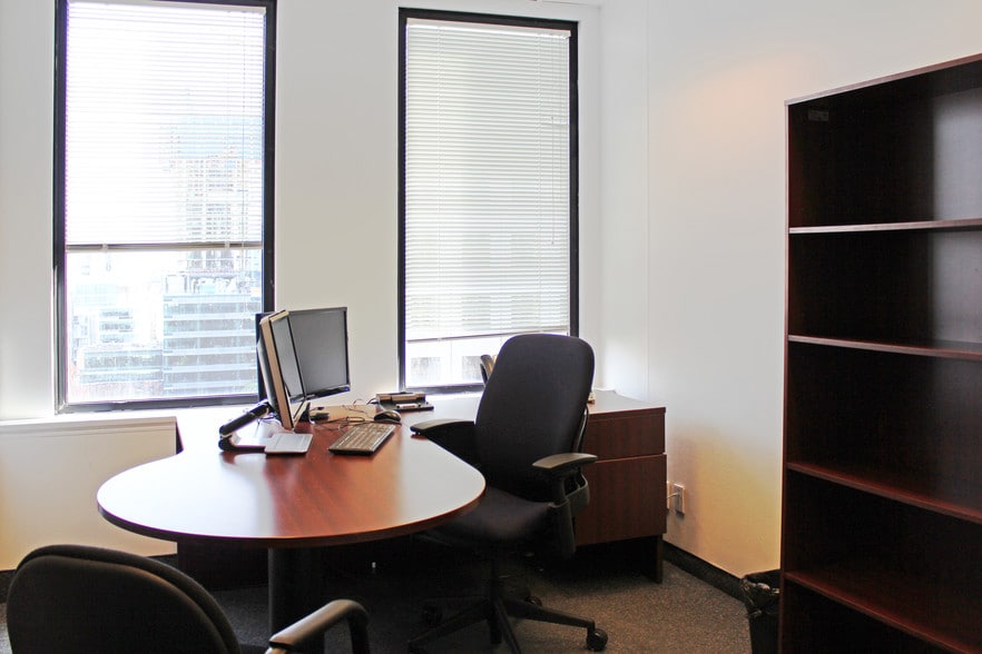 555 Boul René-Lévesque O, Montréal, QC à louer - Photo intérieure - Image 3 de 6