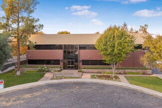 Plus de détails pour 2029 Village Ln, Solvang, CA - Bureau à vendre