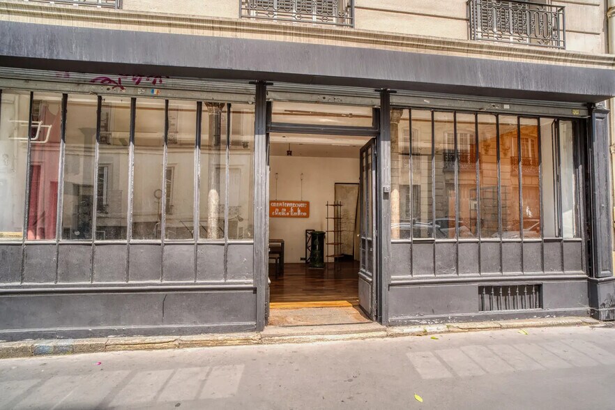 Bureau dans Paris à vendre - Photo du bâtiment - Image 2 de 9