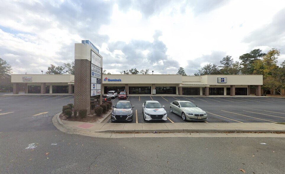 1407 W Hill Ave, Valdosta, GA à louer - Photo du bâtiment - Image 1 de 7